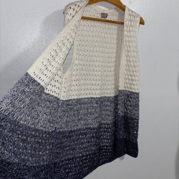 Chico’s Open Knit Ombre Sleeveless Cardigan‎ Vest Blue Gray Cream Medium/Large - Picture 5 of 12